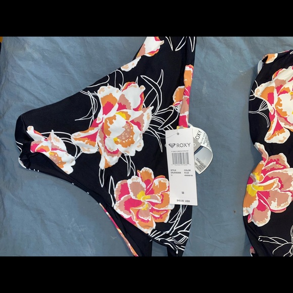 NWT Roxy bikini - Picture 2 of 5